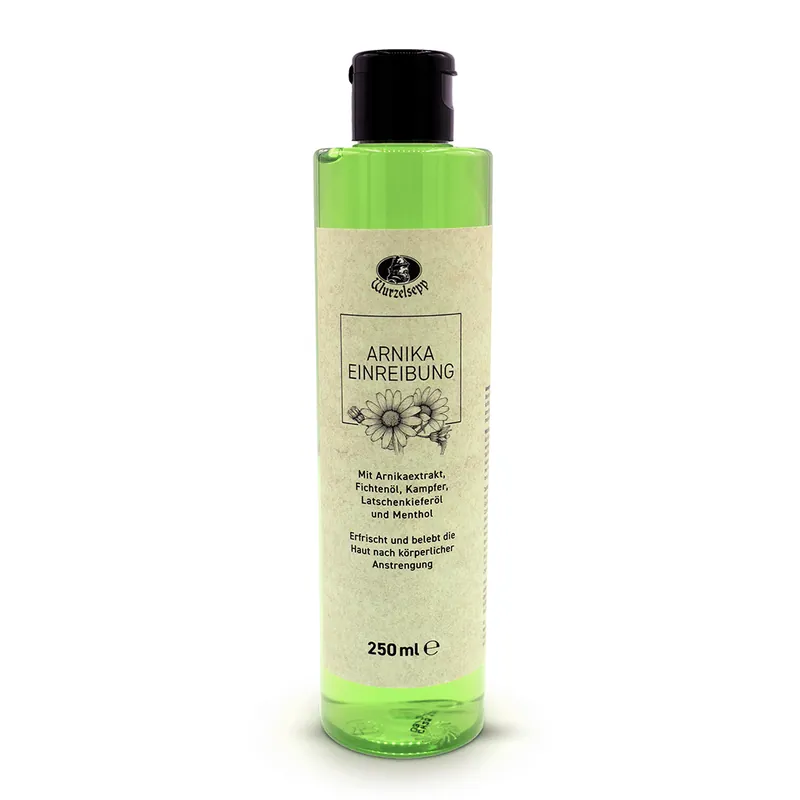 Eine durchsichtige Flasche aus Plastik mit schwarzen Klappverschluss mit beigem Etikett der Wurzelsepp Arnikaeinreibung. Darunter zwei Arnikablüten abgebildet.